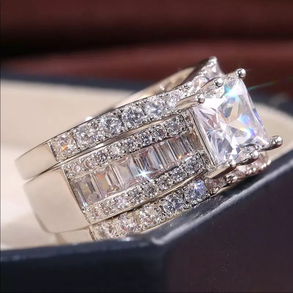 Engagement wedding promise 3 pc ring square - Picture 3 of 6